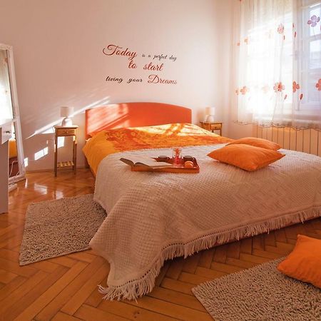 Arena Festival Apartment Pula Exterior photo