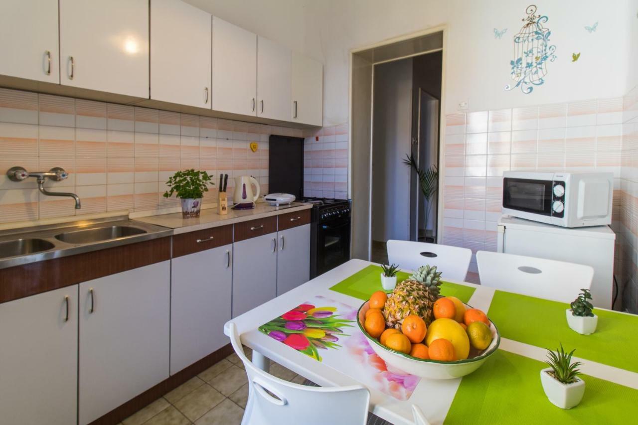 Arena Festival Apartment Pula Exterior photo
