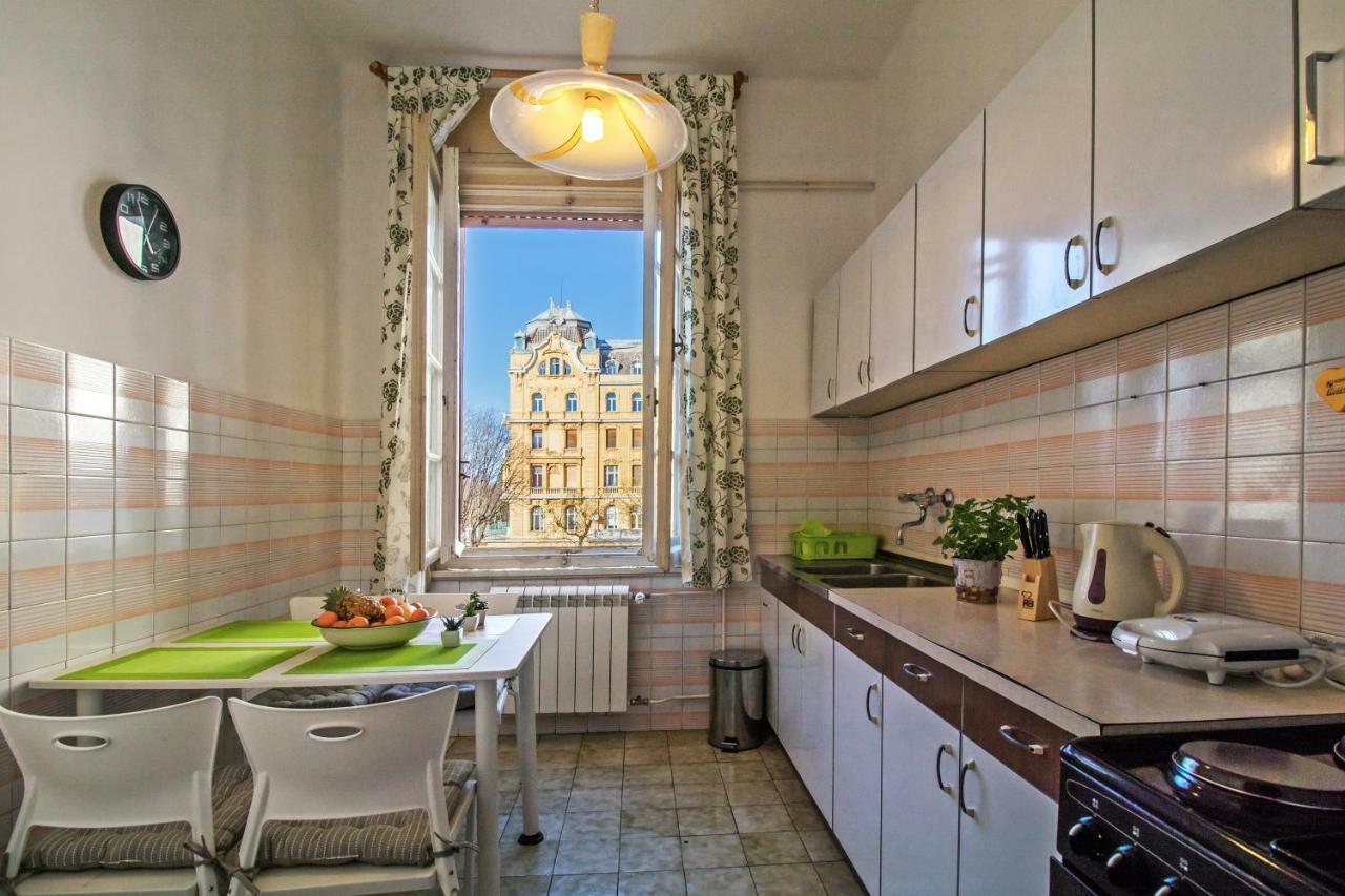 Arena Festival Apartment Pula Exterior photo