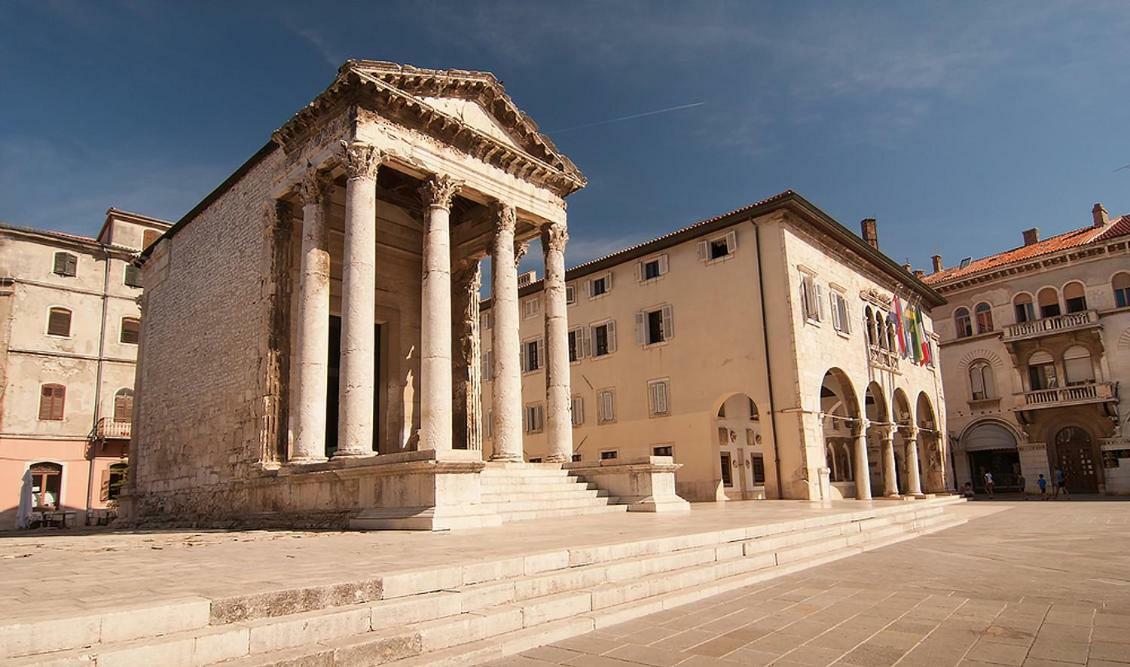 Arena Festival Apartment Pula Exterior photo